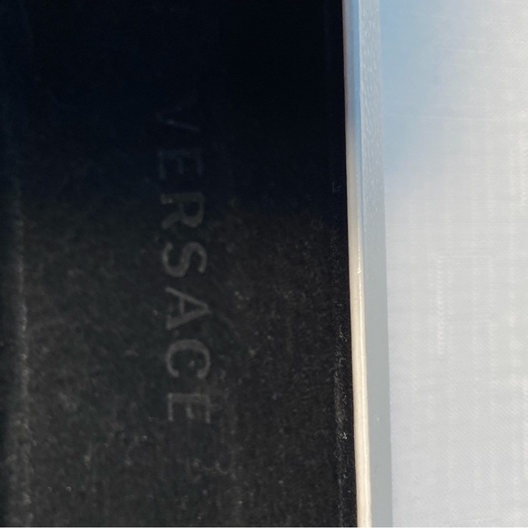 VERSACE glasses case - Picture 3 of 4
